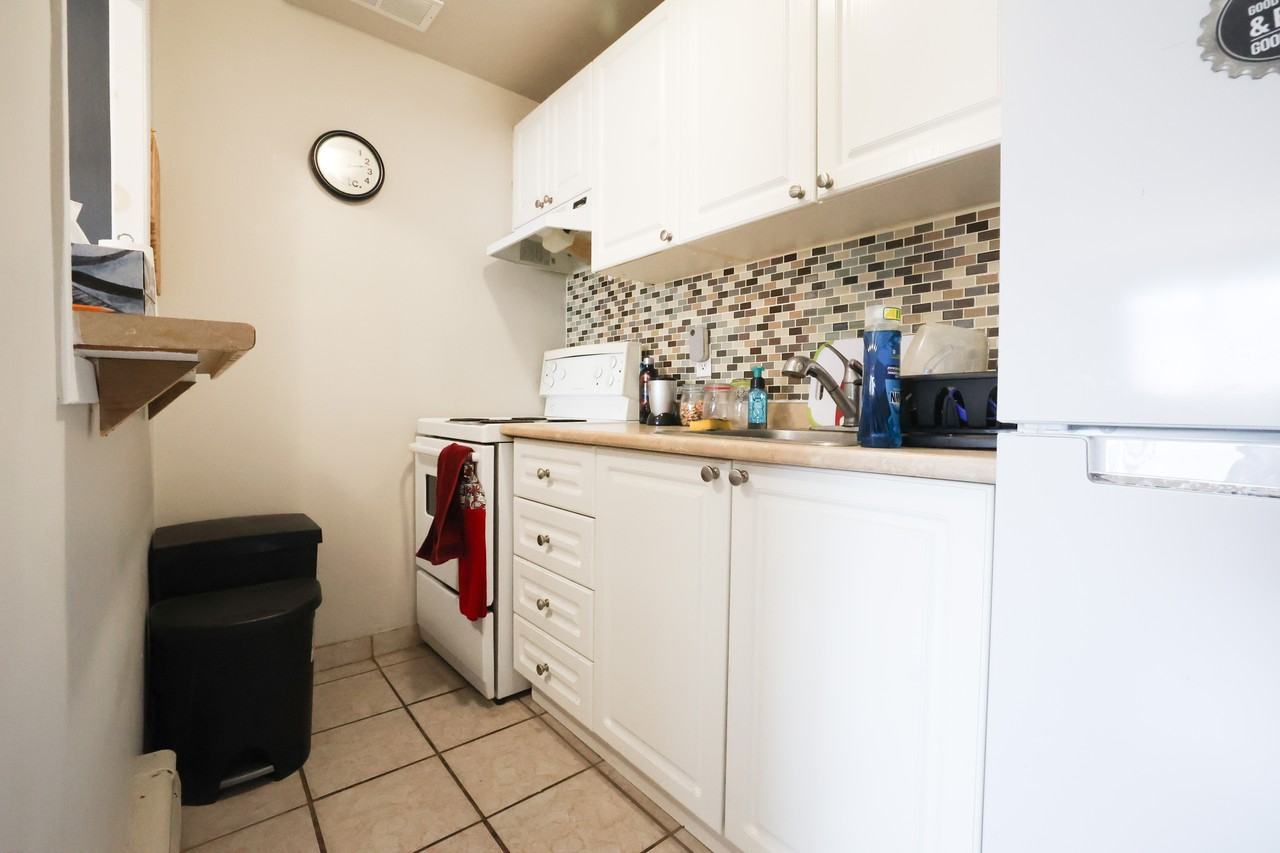 90 Willow Street #303 - Photo 4 of 8