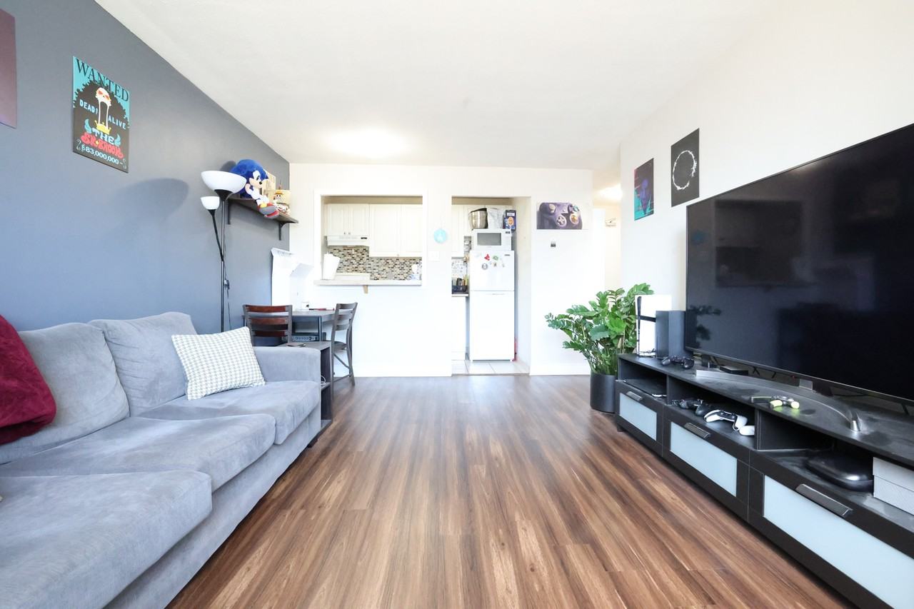 90 Willow Street #303 - Photo 3 of 8