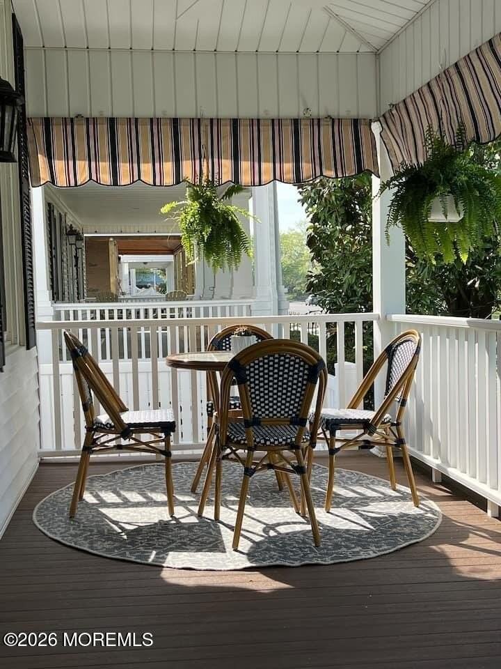 311 Garfield Ave - Photo 4 of 26