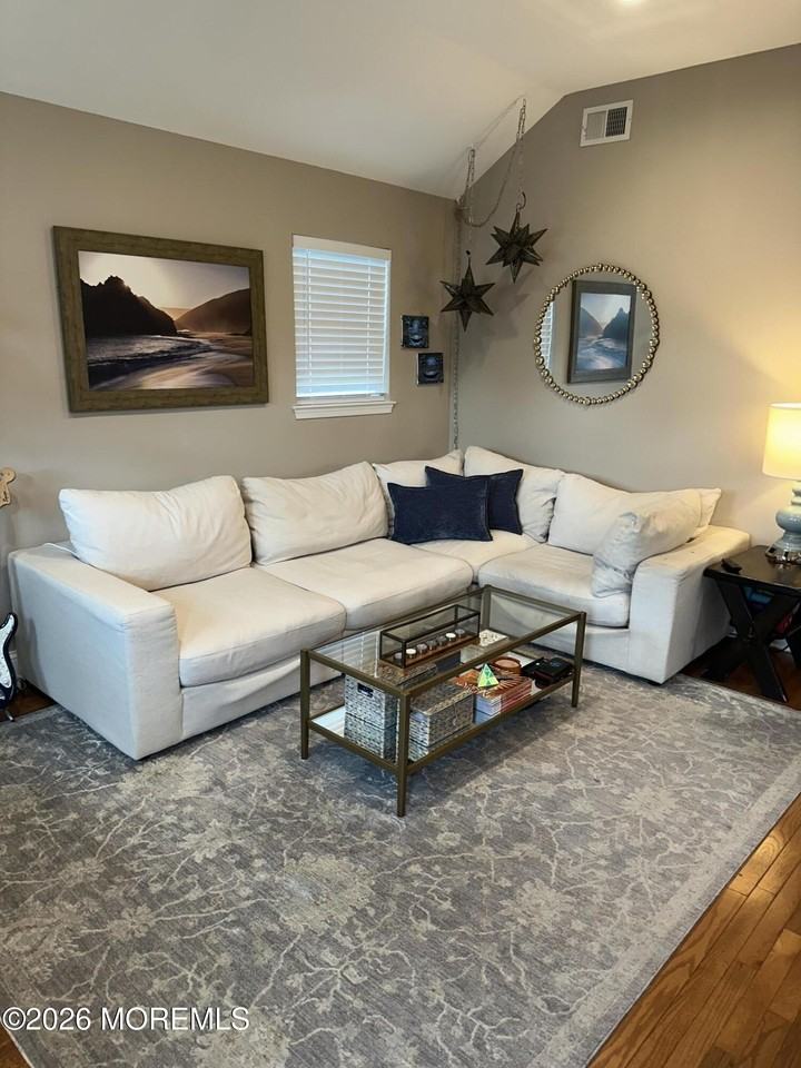 53 Ideal Ave - Photo 7 of 16