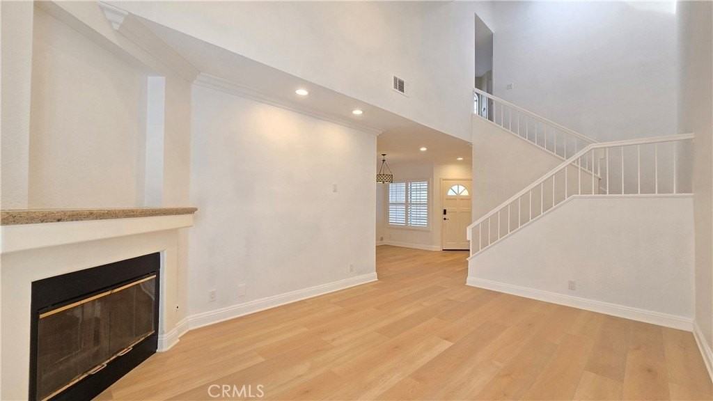 144 Agostino - Photo 6 of 39