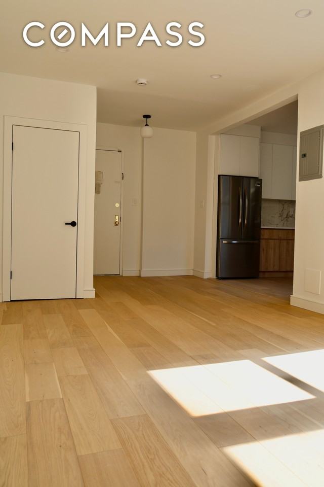 807 Riverside Dr #6E - Photo 2 of 7