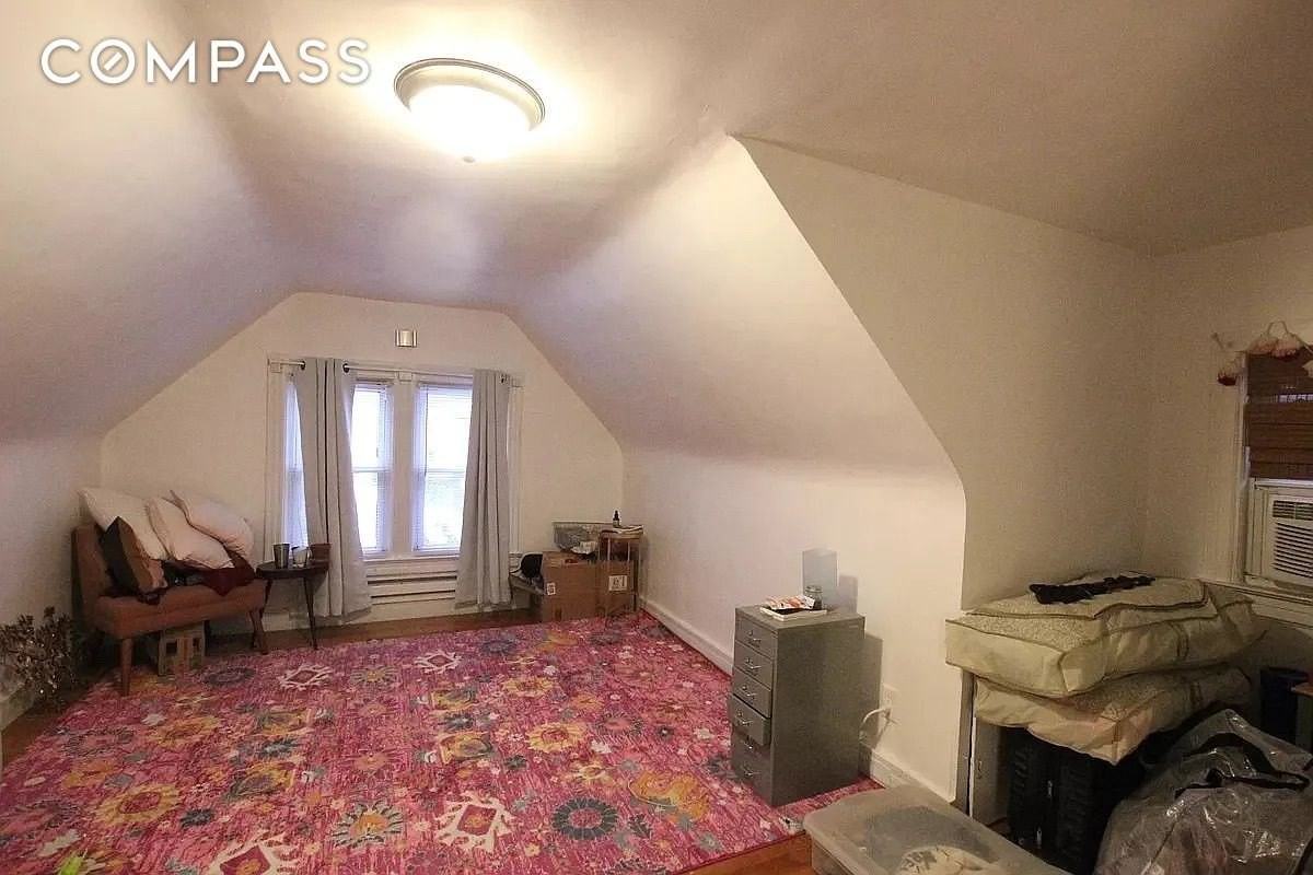 258 E 5th St #4 - Photo 3 of 5