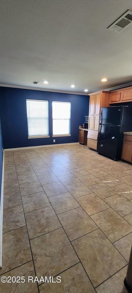 109 Stoneridge Dr - Photo 4 of 11