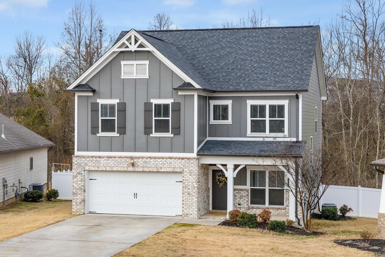 1741 Timber Creek Rd Ne - Photo 2 of 37