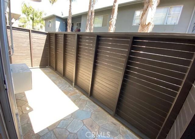 1237 Amherst Ave #1 - Photo 5 of 8