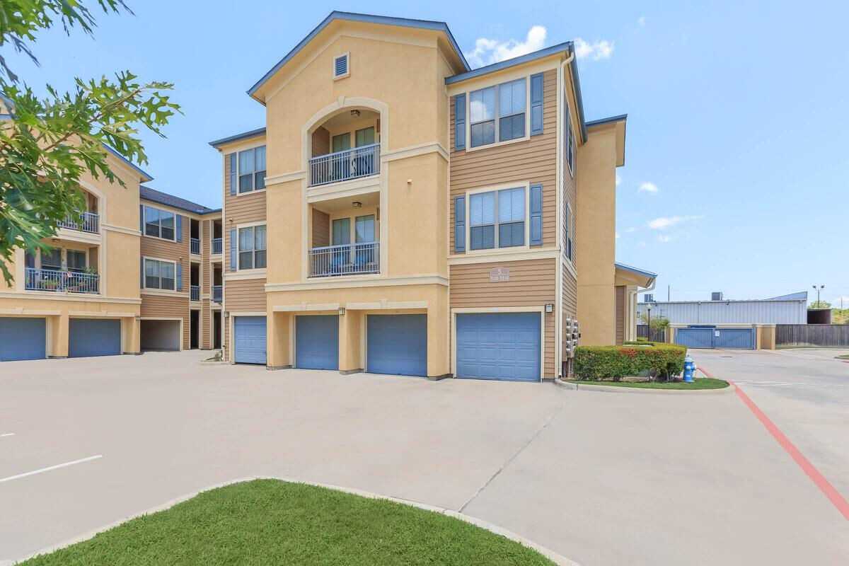 Villages at Cypress - Photo 4 of 48