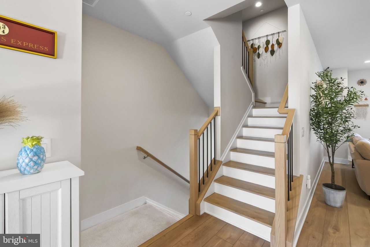 908 Laurens Aly - Photo 7 of 38