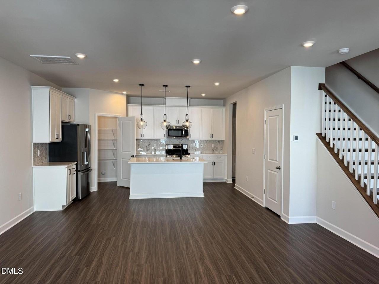 605 Brackenberry Aly - Photo 4 of 21