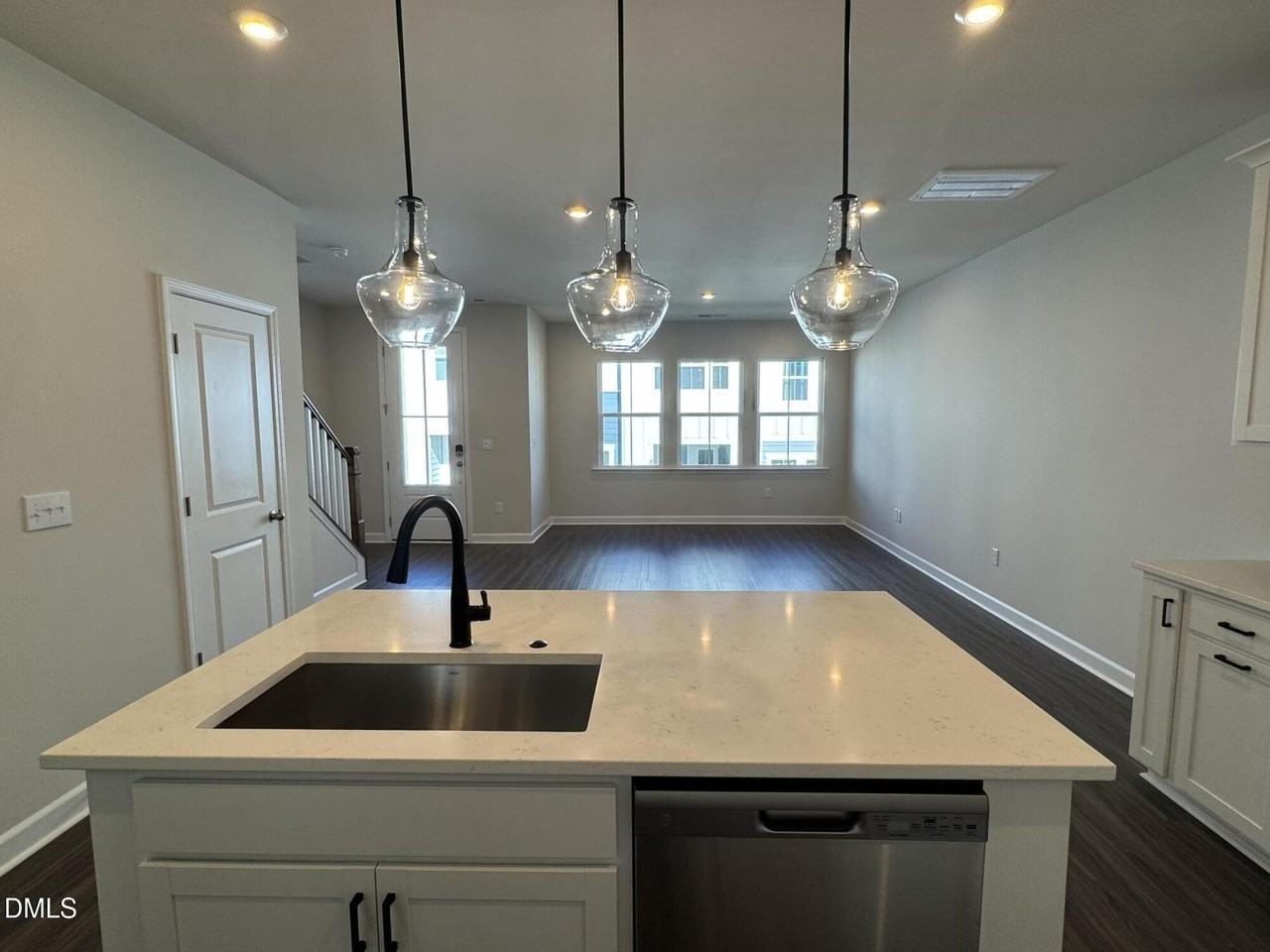 605 Brackenberry Aly - Photo 5 of 21