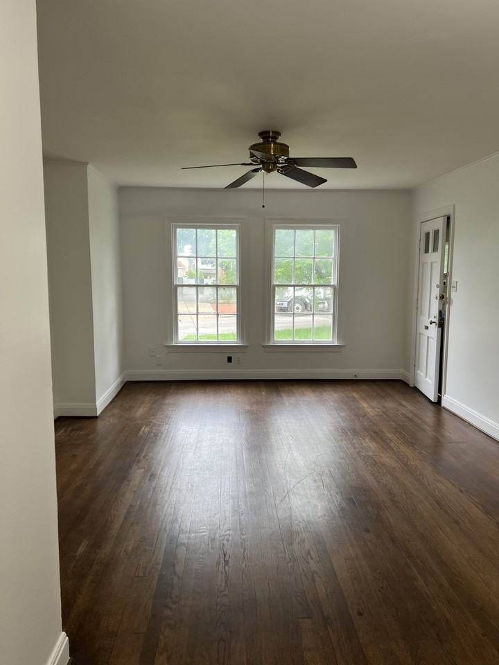 1401 Hartford RoadUnit 4 #4 - Photo 2 of 8