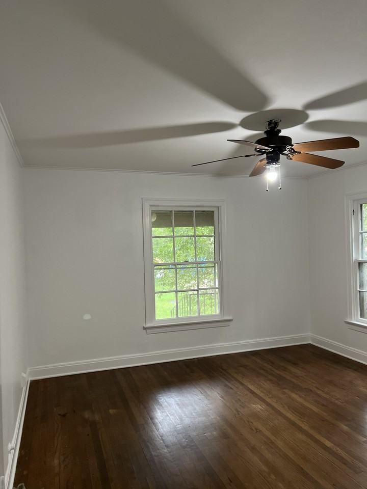 1401 Hartford RoadUnit 4 #4 - Photo 3 of 8