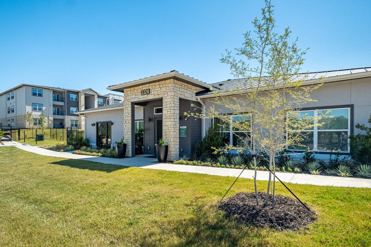 Terrace at Southern Oaks - Photo 5 of 50