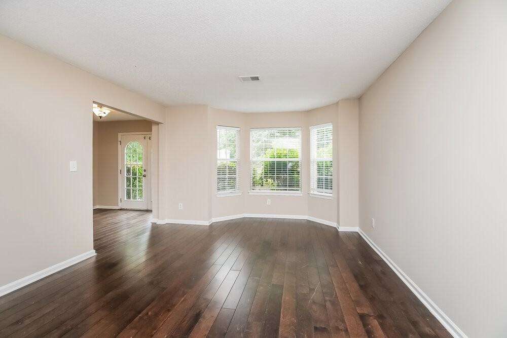 5308 Rolling Meadow Dr - Photo 4 of 17