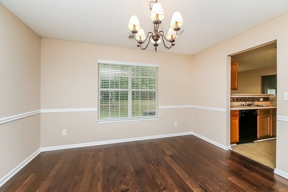 5308 Rolling Meadow Dr - Photo 5 of 17