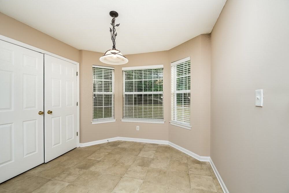 5308 Rolling Meadow Dr - Photo 6 of 17