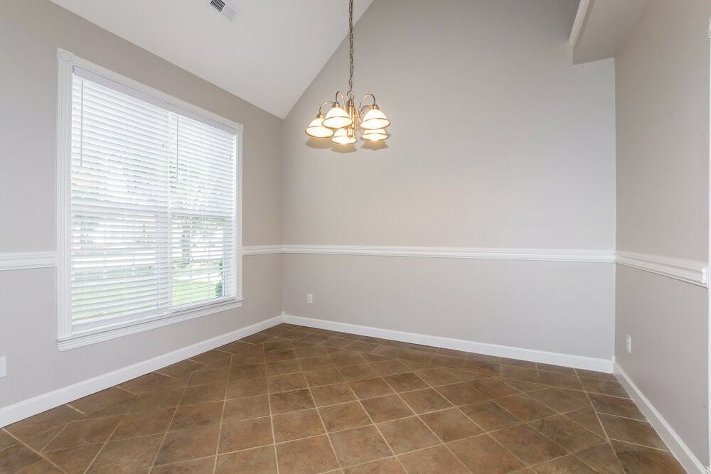 7418 Sparkleberry Dr - Photo 4 of 16