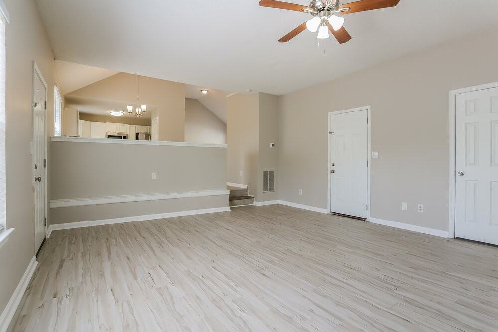 3179 Lower Creek Dr - Photo 7 of 17