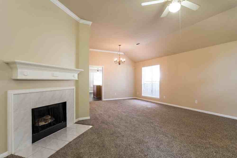 21054 Carmel Valley Dr - Photo 3 of 15