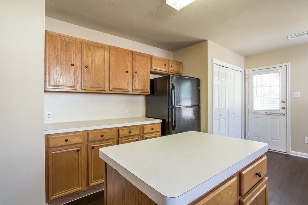 21054 Carmel Valley Dr - Photo 7 of 15