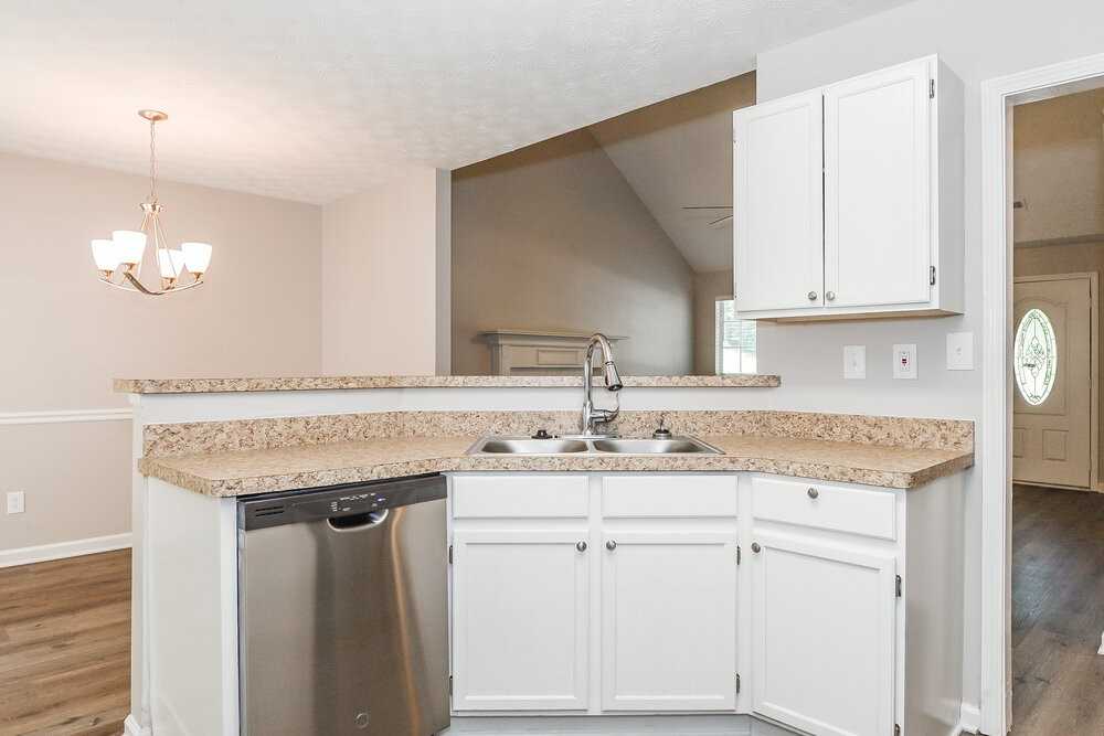 642 Beaver Run Trce - Photo 7 of 16