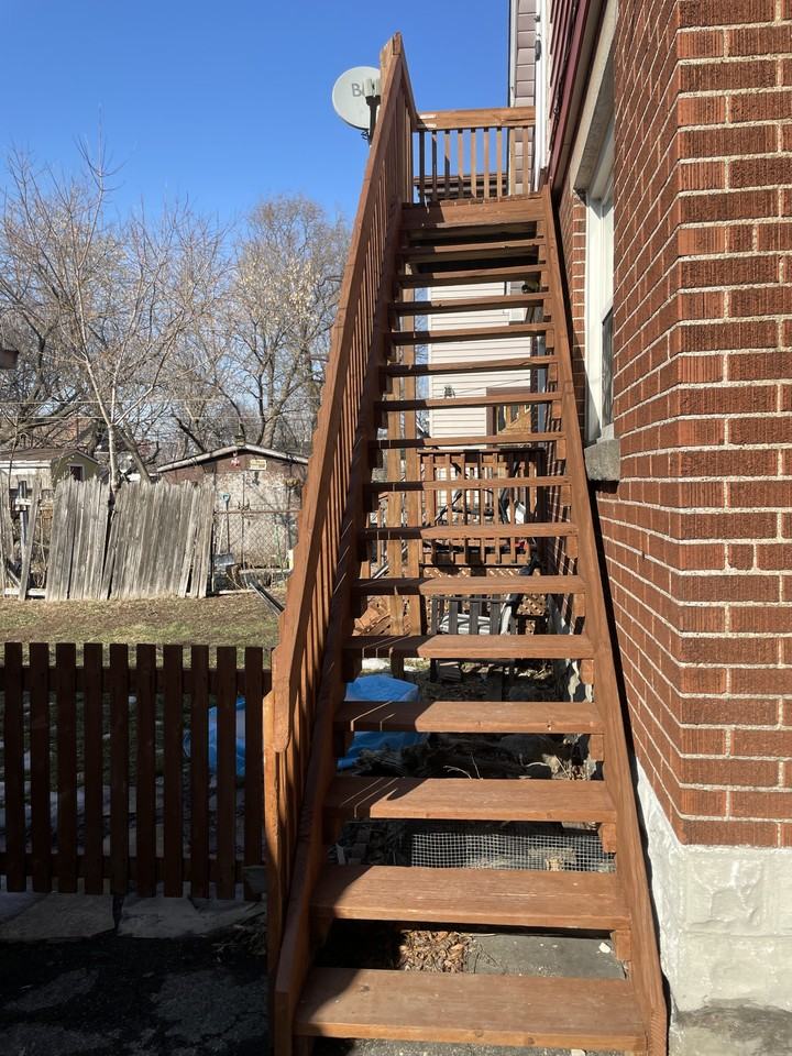 Barton St E & Ottawa St N - Photo 2 of 10