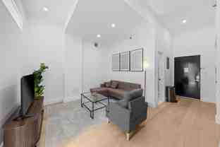 19 Saint Marks Pl - Photo 1 of 1