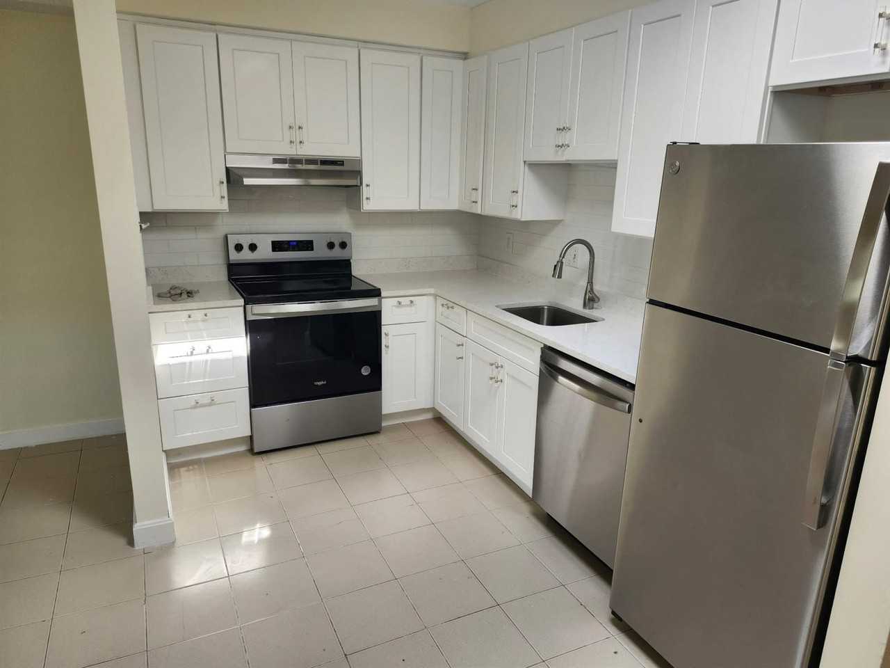 503 Broadway #6 - Photo 5 of 6