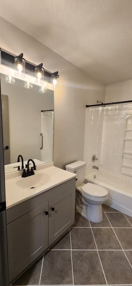 3945 Fairway Hills Dr #1 - Photo 7 of 21