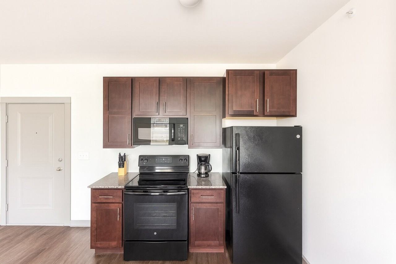 111 E 4th St #1298592P - Photo 2 of 17