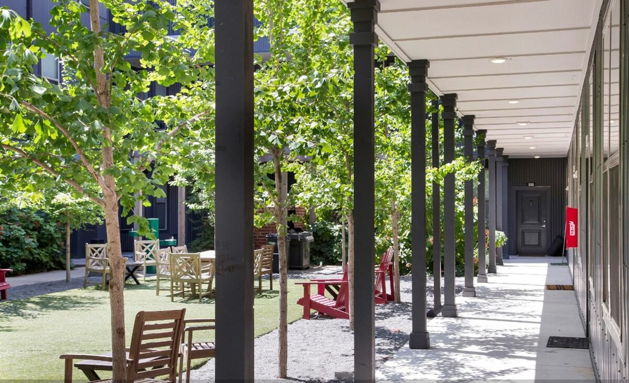 111 E 4th St #1298592P - Photo 4 of 17