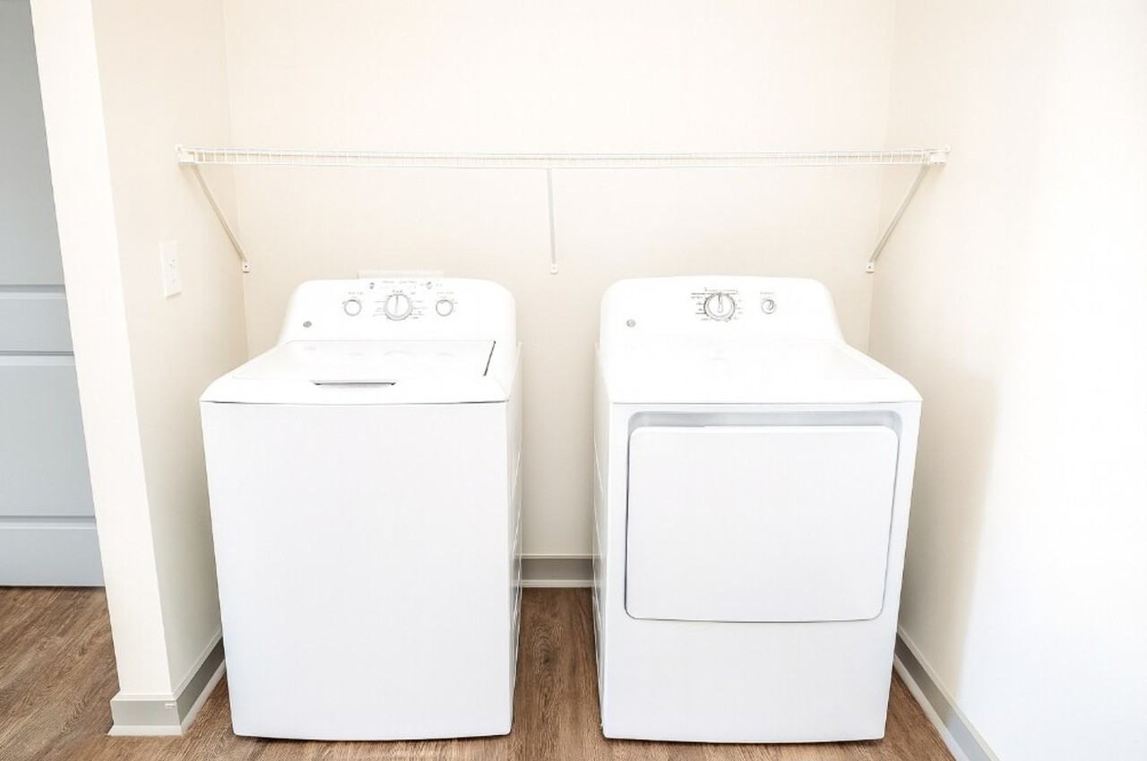 111 E 4th St #1298592P - Photo 7 of 17