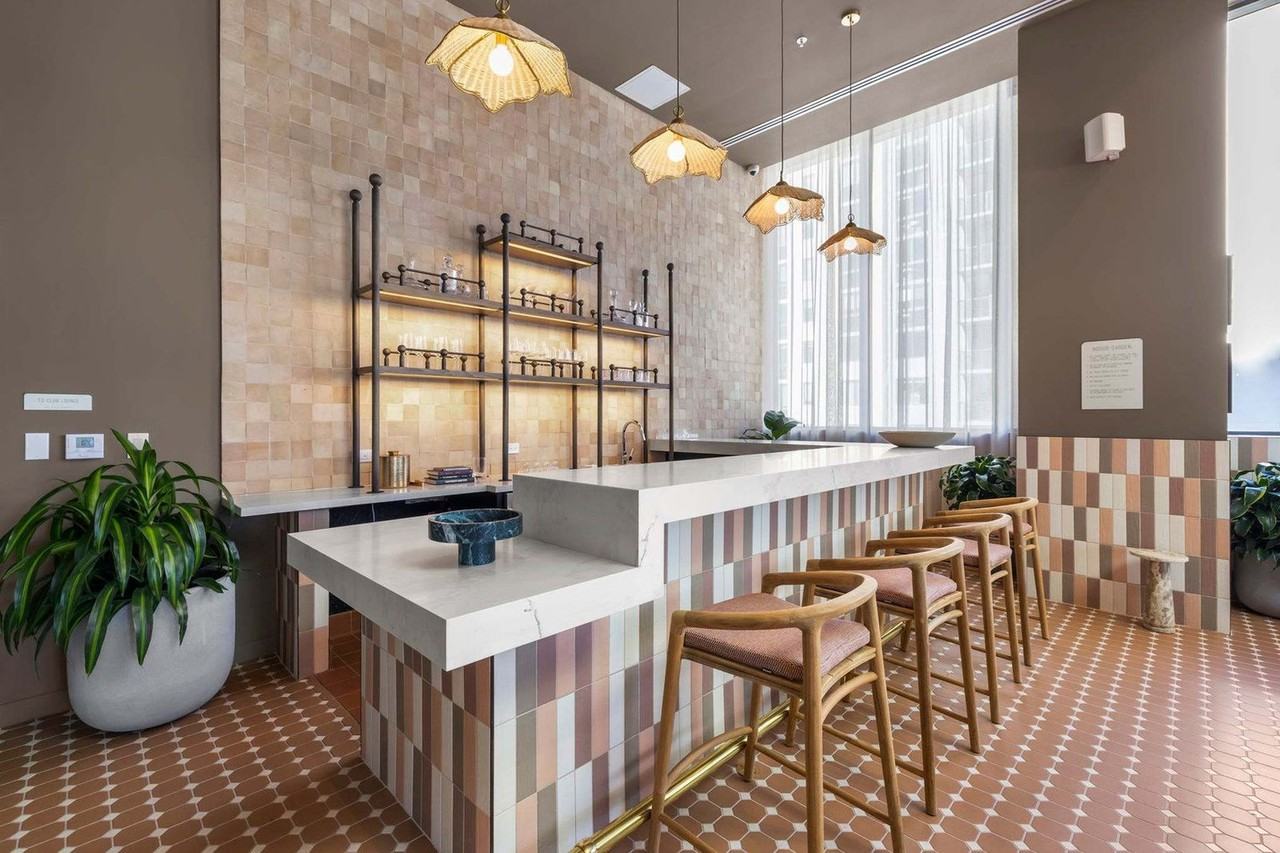 11 Northeast 6th Street - Photo 7 of 33