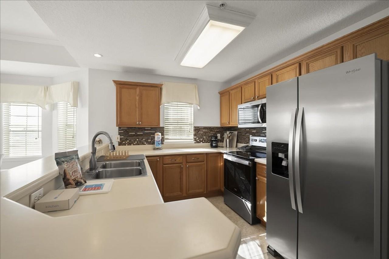 264 Gibraltar Ct #1509623P - Photo 3 of 44