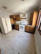 627 9th St E #MAIN - Photo 1 of 1