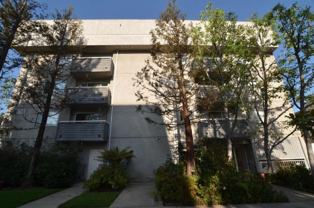 Clark Apartments...Gorgeous 2 Story Penthouse...Full Amenities...CALL NOW! - Photo 1 of 1