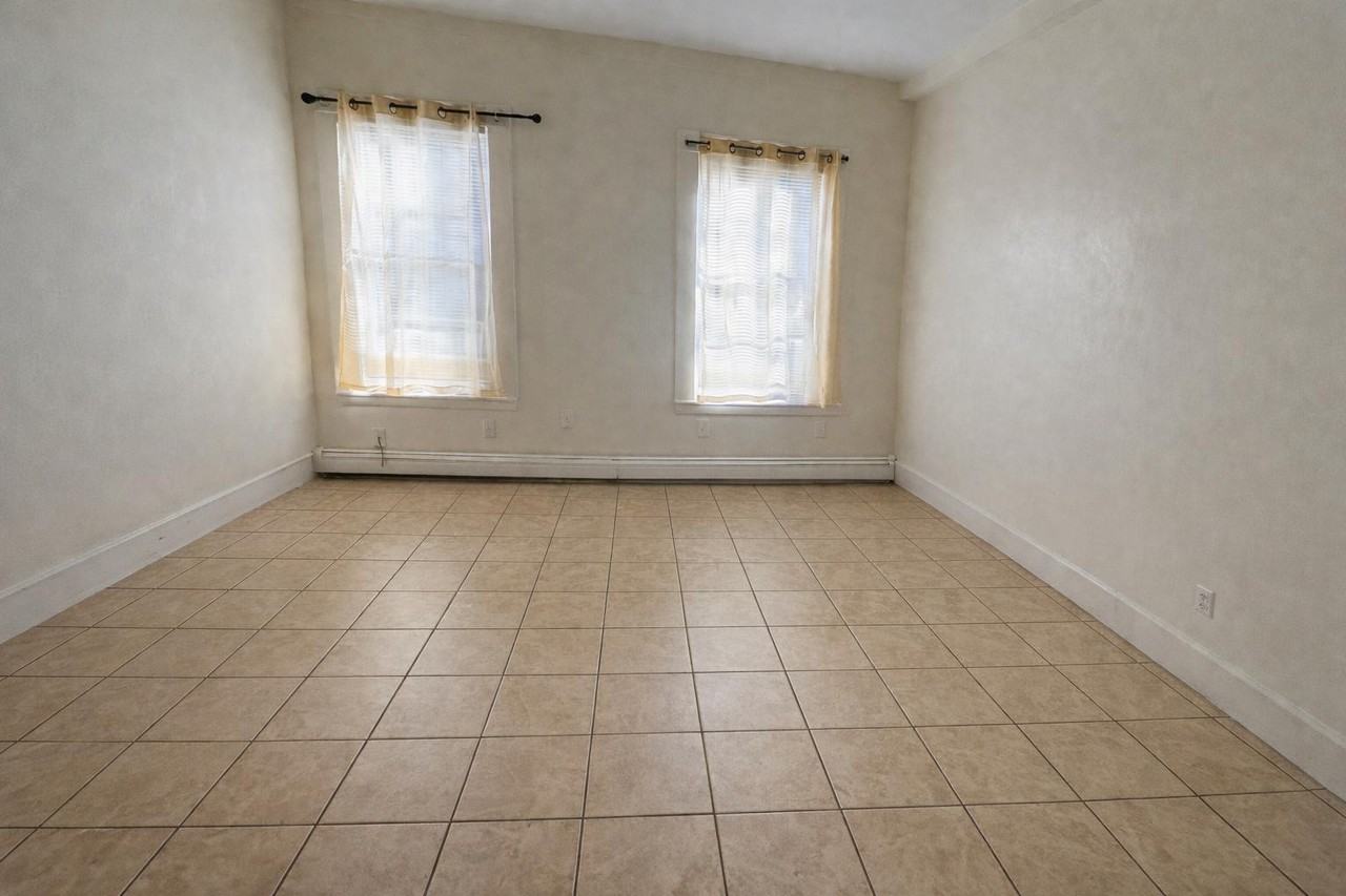 85 Linden Street #1 - Photo 6 of 6