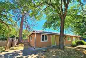 featured image of 1202 4th Ave #1