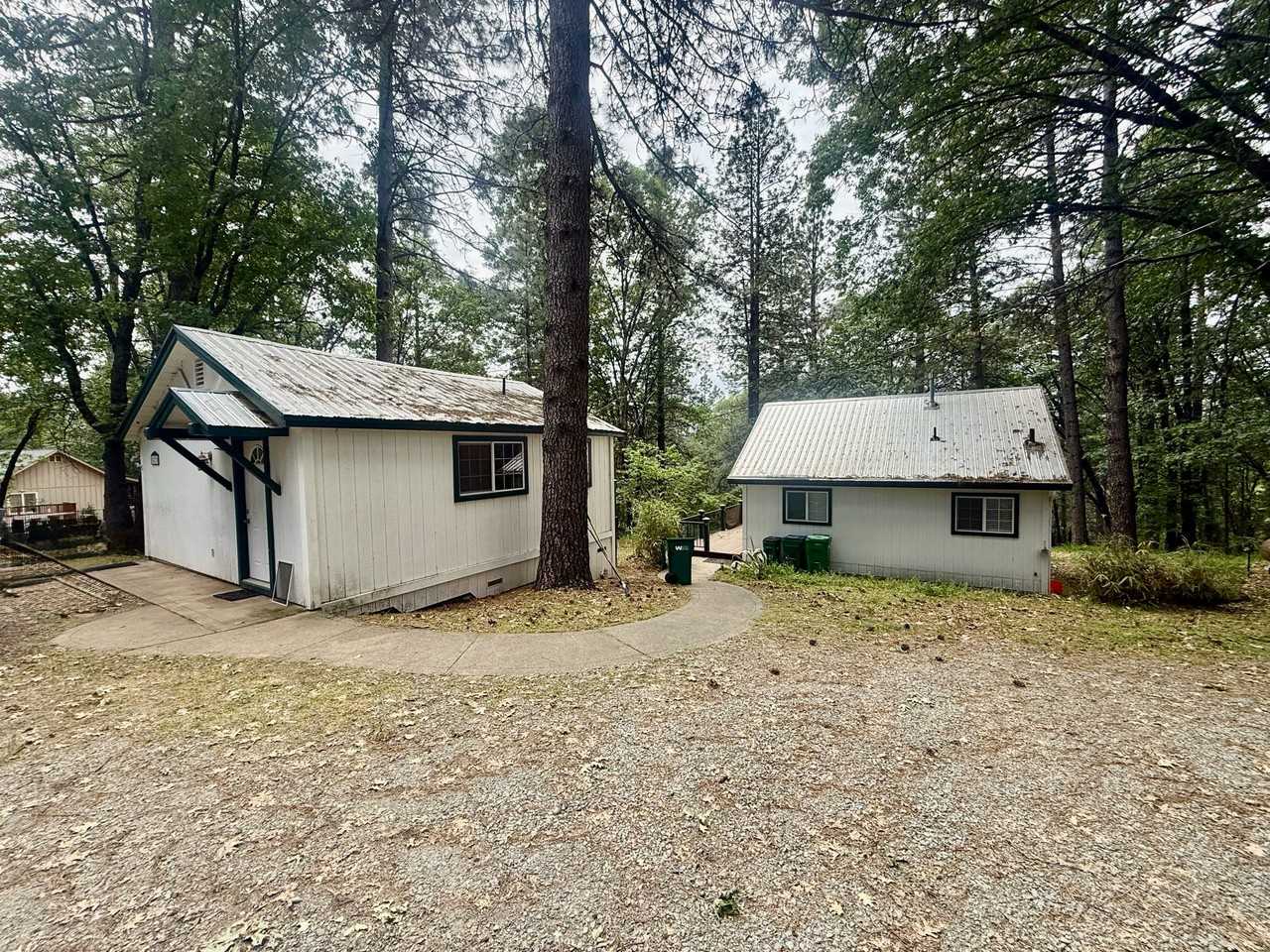 14720 Lynshar Rd #1 - Photo 3 of 19