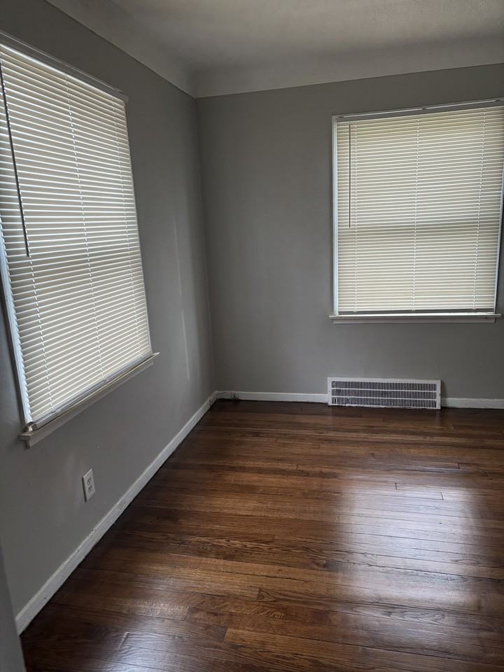 19639 Moross Rd #1 - Photo 3 of 11