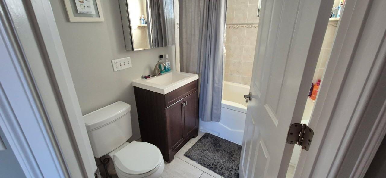 24 Oxford Street - Photo 6 of 6