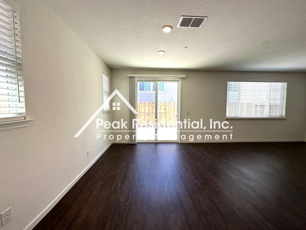 3225 Willowick Way - Photo 6 of 27