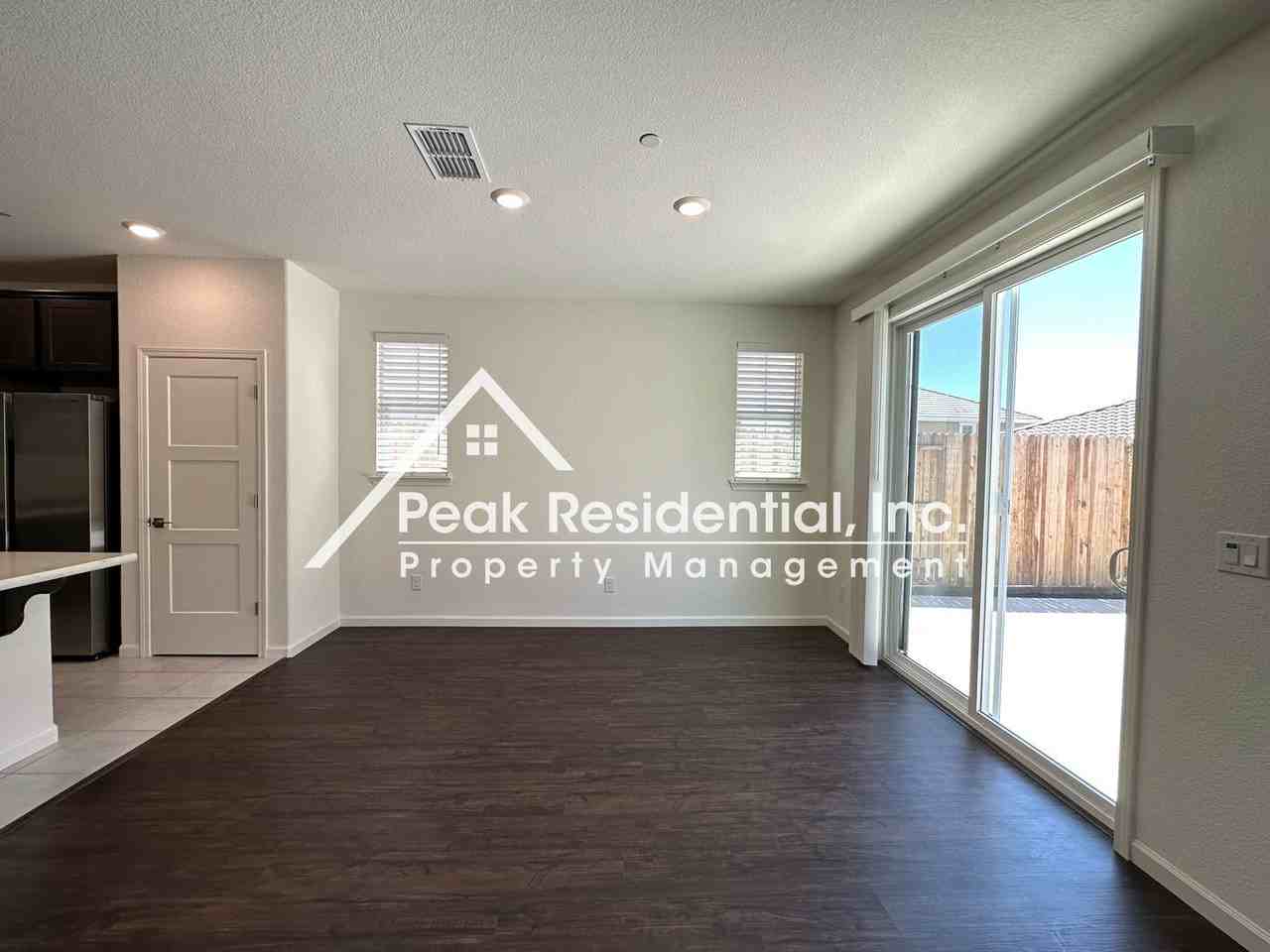 3225 Willowick Way - Photo 7 of 27