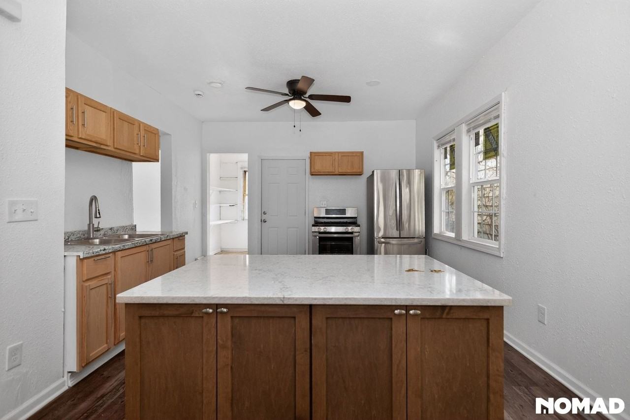 2944 N 28th St - Photo 4 of 14