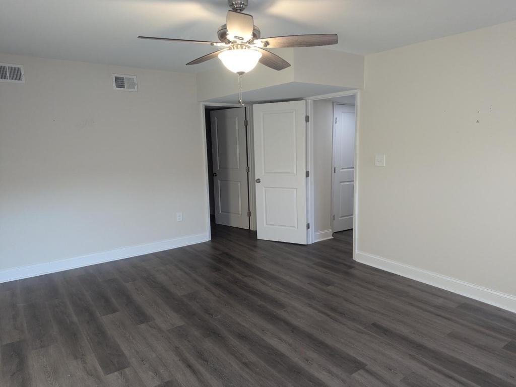 930 C St - Photo 7 of 14