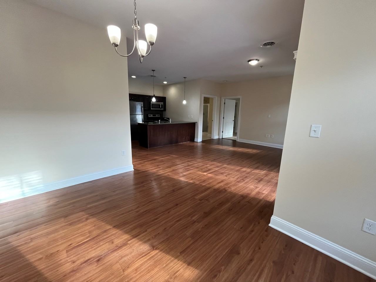 The Springs Luxury Apartments - Photo 4 of 8