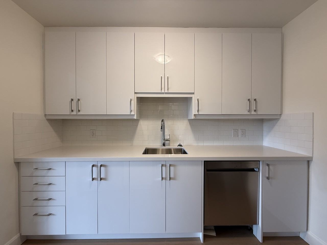 176 Mill St S #205 - Photo 5 of 12
