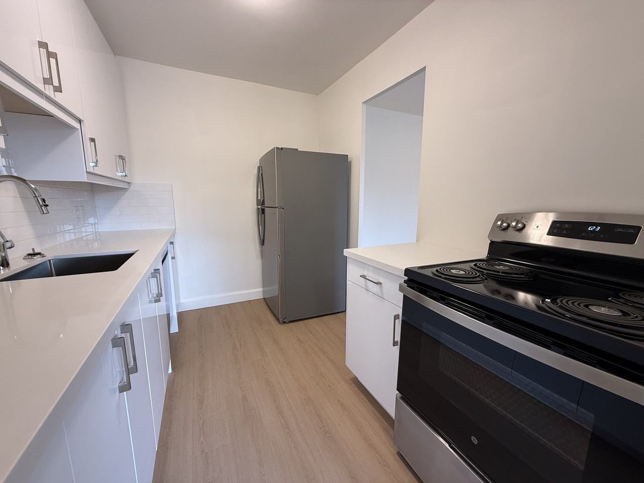 176 Mill St S #205 - Photo 6 of 12