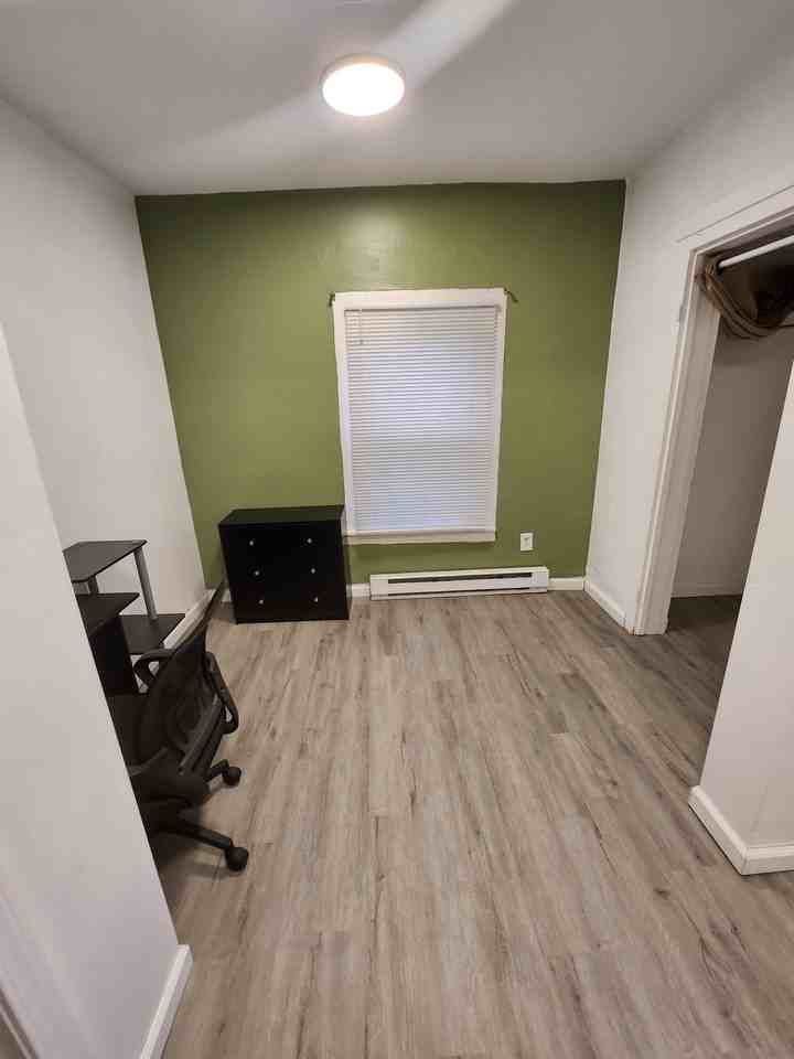 61 Walnut Street #2nd Floor - Photo 5 of 15