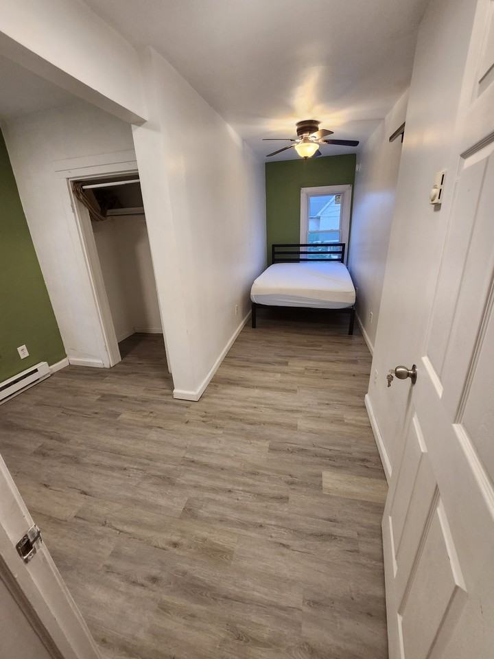 61 Walnut Street #2nd Floor - Photo 6 of 15